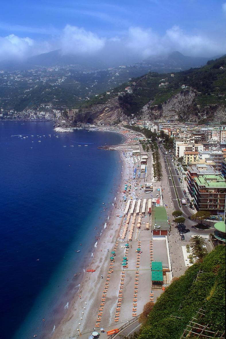 Hotel Pensione Reale Maiori Bagian luar foto